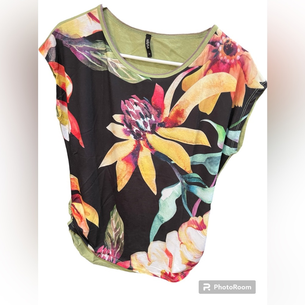 Edista brand floral print blouse